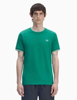Camiseta FRED PERRRY con el ribete con dos franjas