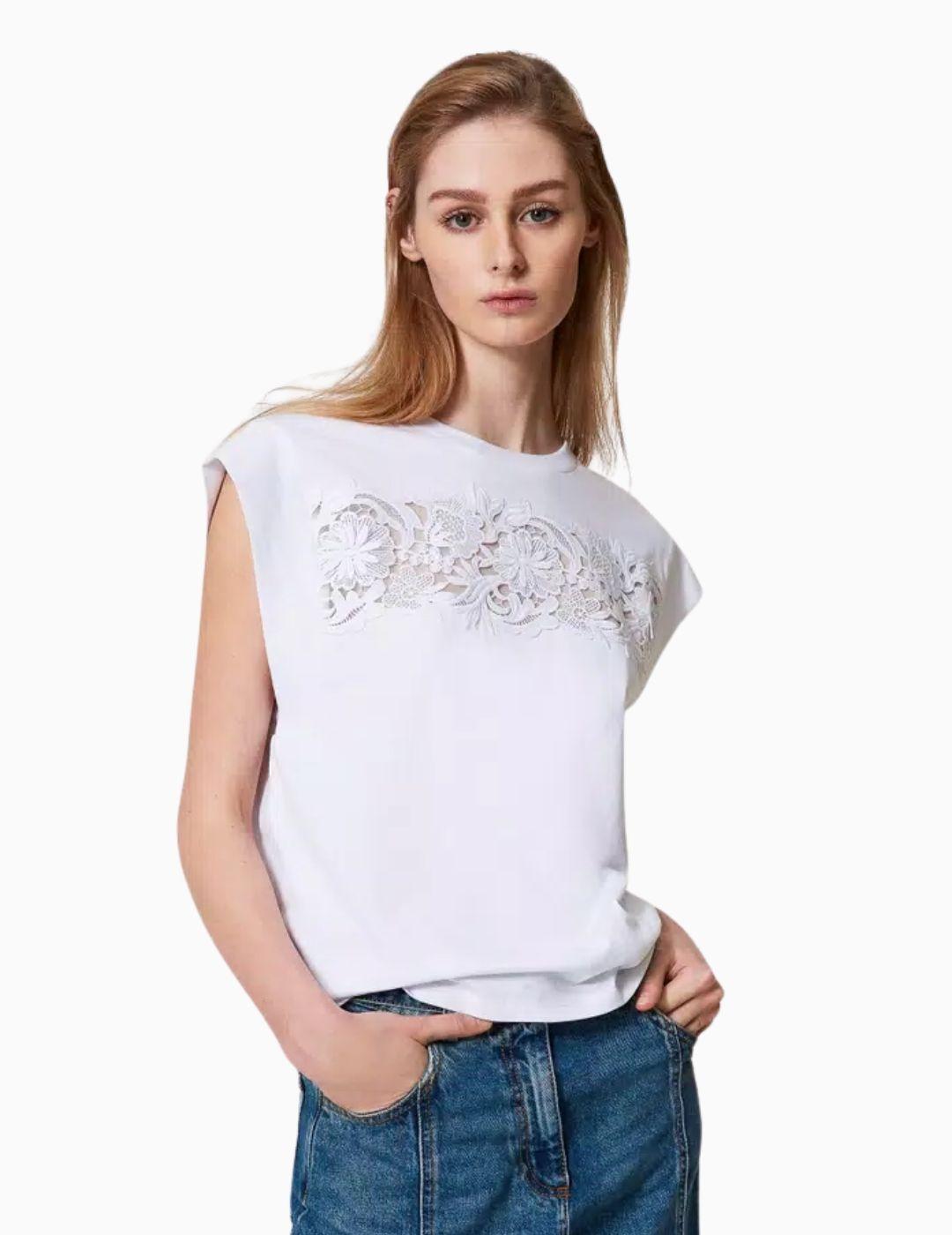 Camiseta TWINSET con aplicación de encaje 
