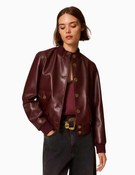 CHAQUETA TWINSET DE EFECTO PIEL CON BOTONES