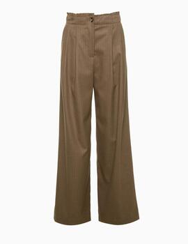 PANTALÓN BSB DE PINZAS Y RAYA DIPLOMÁTICA MARRÓN