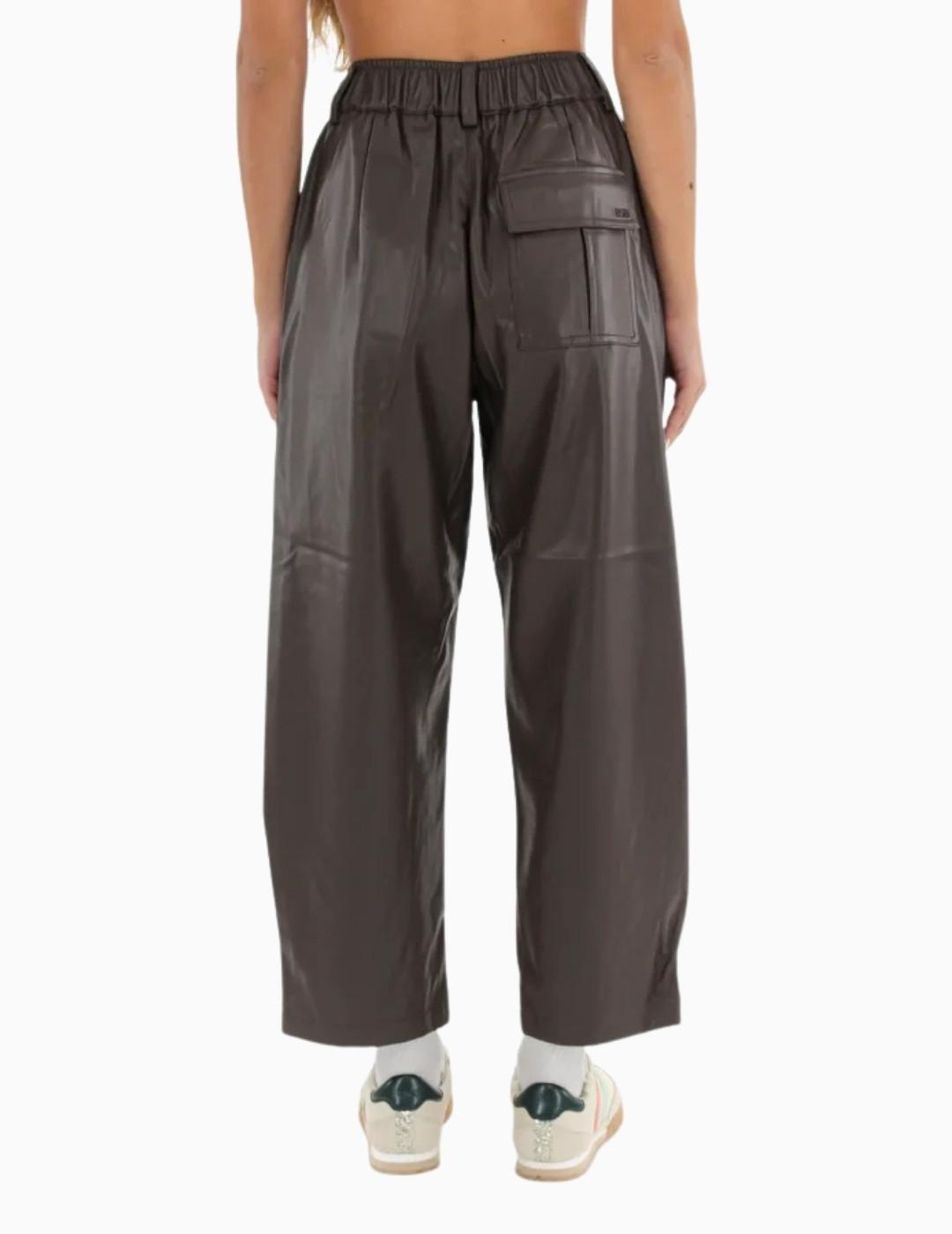 PANTALÓN BSB CON GOMA ENCERADO MARRÓN