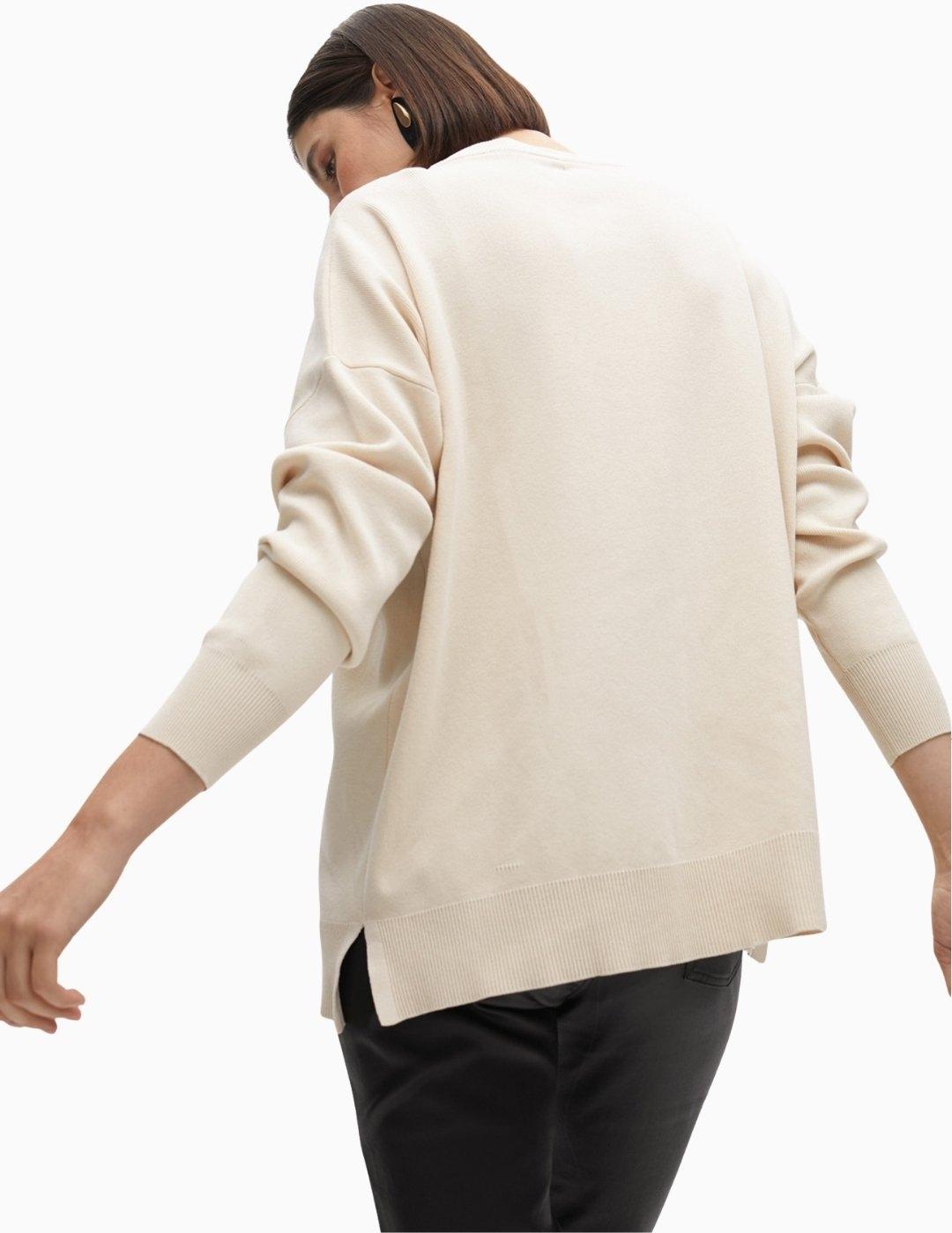 JERSEY  LOLA CSDM DETALLE LOGO EN RELIEVE CRUDO