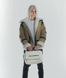 Bolso Karl Lagerfeld shearling top handle blanco
