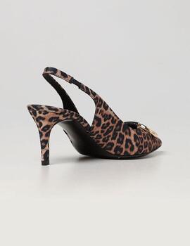 Zapatos de salón destalonados animal print