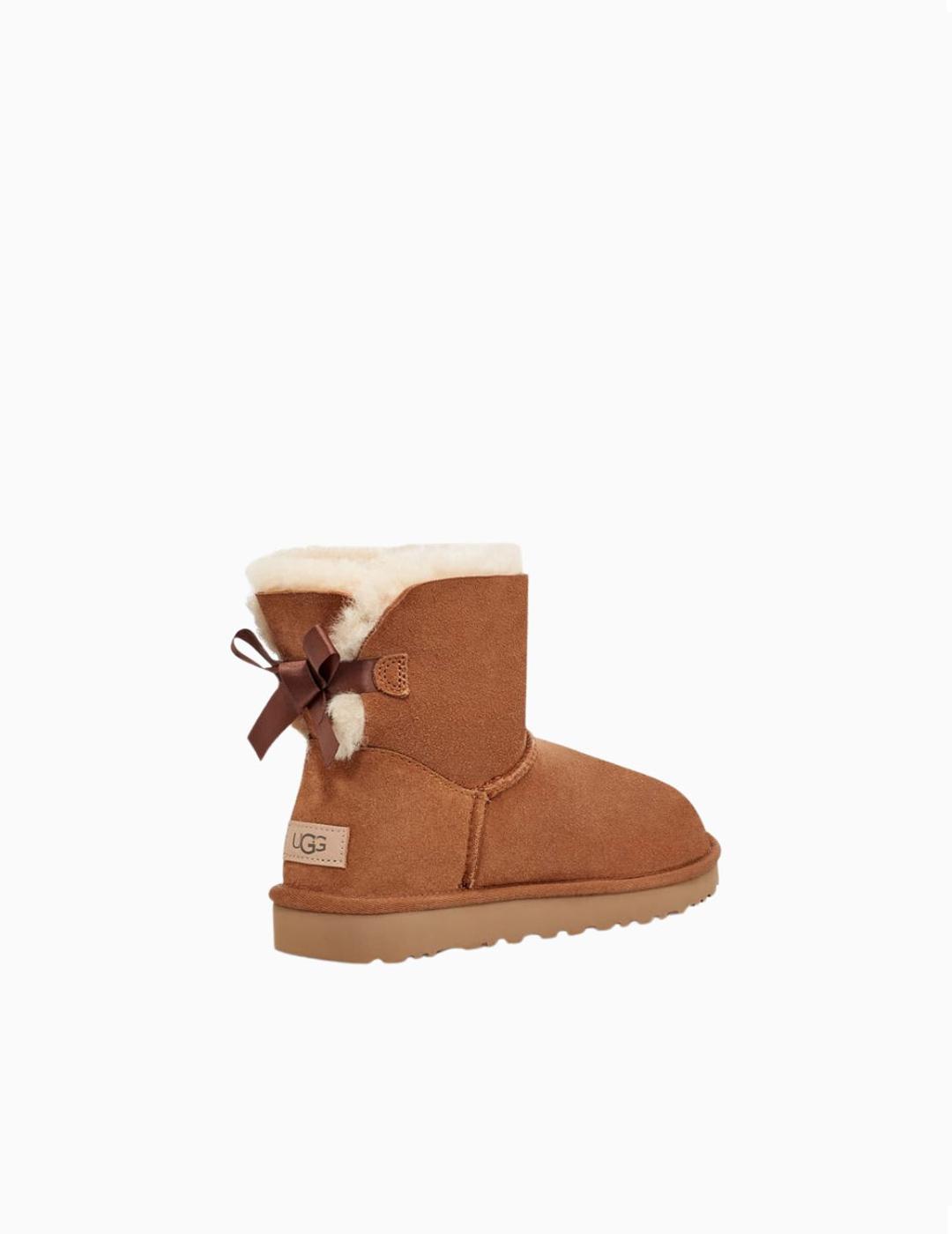  Botas UGG Mini Bailey Bow II