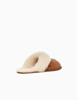  Zapatillas UGG  Scuffette II