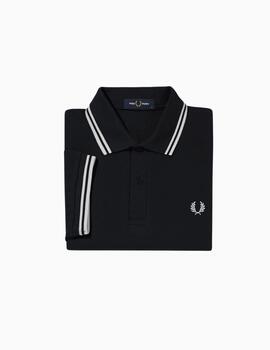 Polo FRED PERRY hombre con ribete con dos franjas.