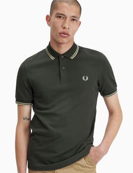 Polo FRED PERRY hombre con ribete con dos franjas