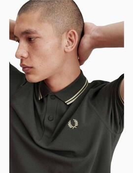 Polo FRED PERRY hombre con ribete con dos franjas